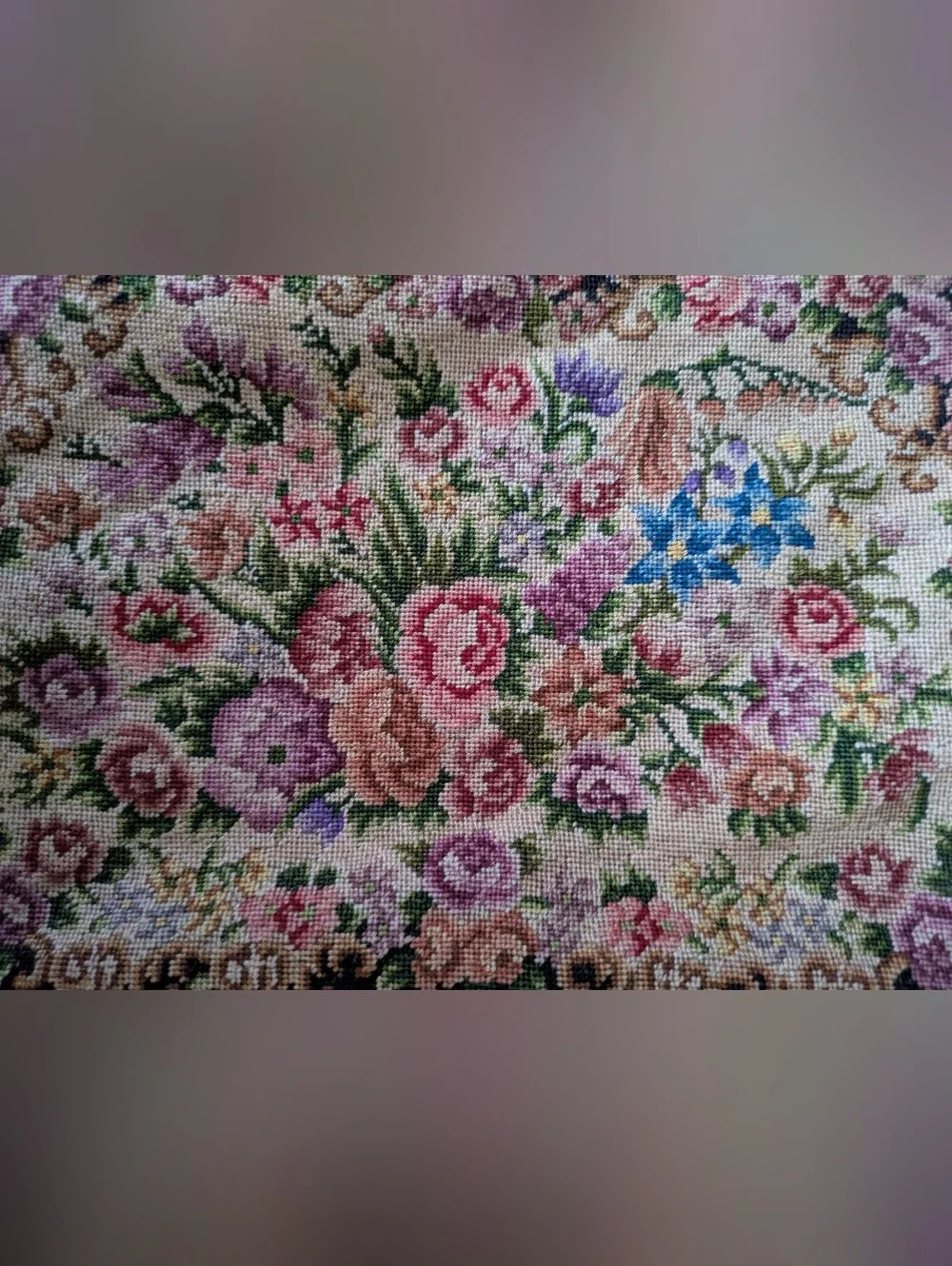 Vintage 50s Floral Needlepoint Handbag w/Compact,Eyeglass Case & Coin Purse